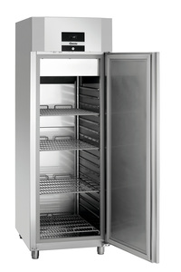 Морозильный шкаф 700 GN210